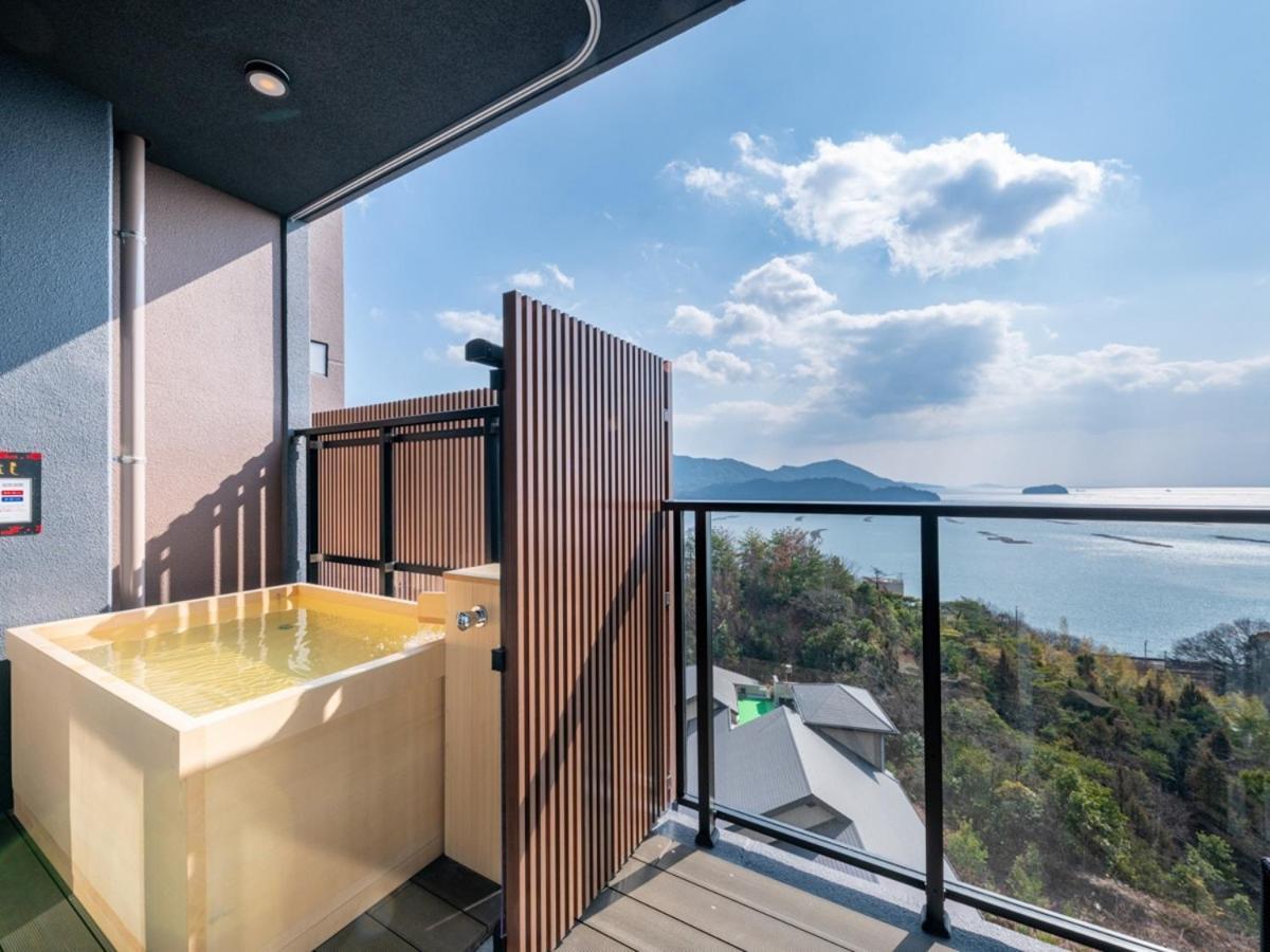 Livemax Resort Miyahama Ocean View Hatsukaichi Extérieur photo
